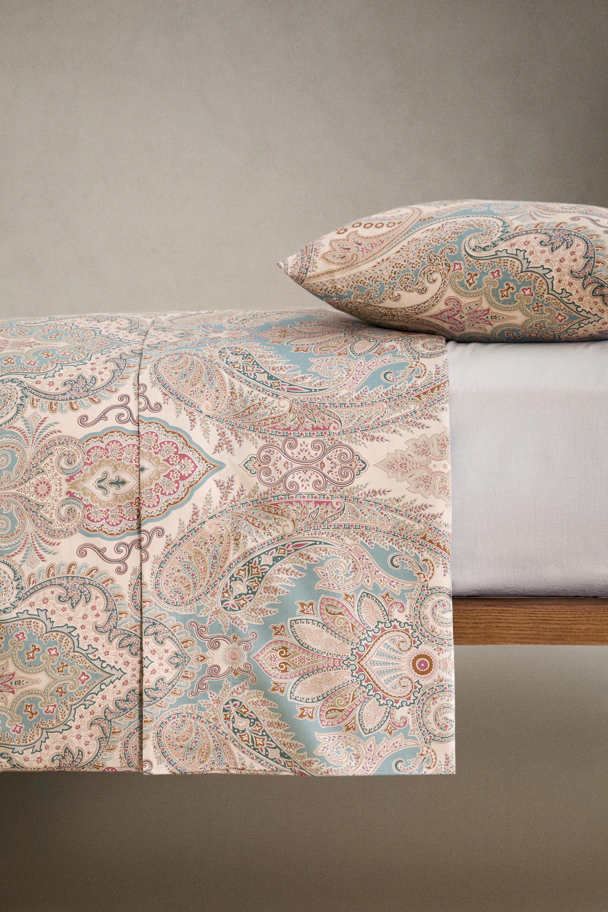 DRAP DE DESSUS SATIN PAISLEY
