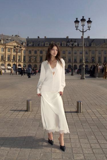 Zara ZARA WOMAN COLLECTION 飄逸緞面襯衫 - 裸色