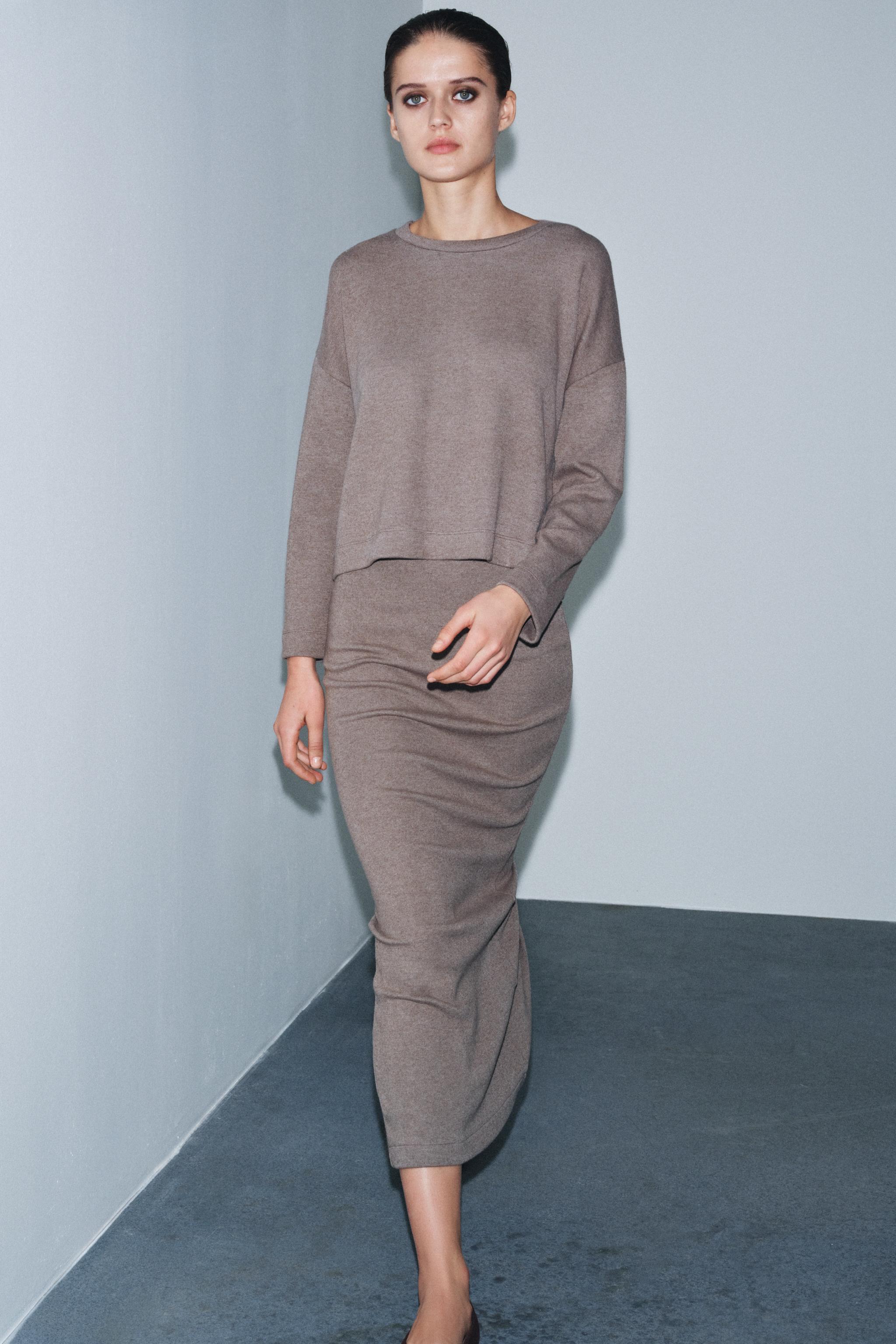 LONG SLEEVE SOFT TOP