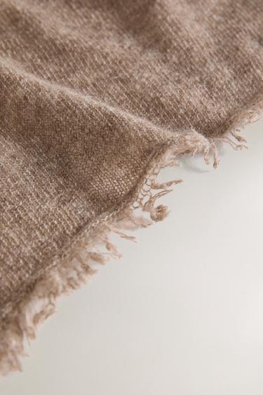 LIGHTWEIGHT CASHMERE THROW - Brown / Taupe by Zara - Image 3