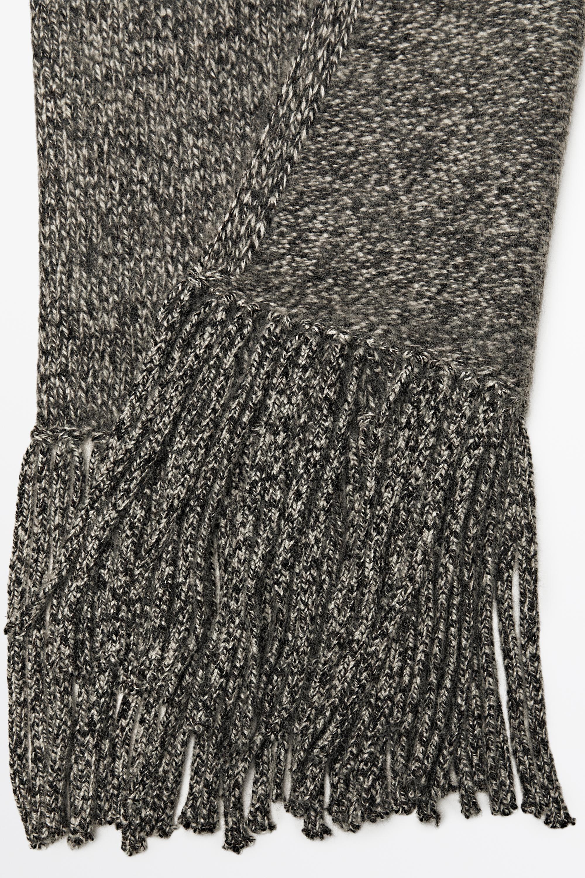 100% Cashmere Heathered Knit Scarf
