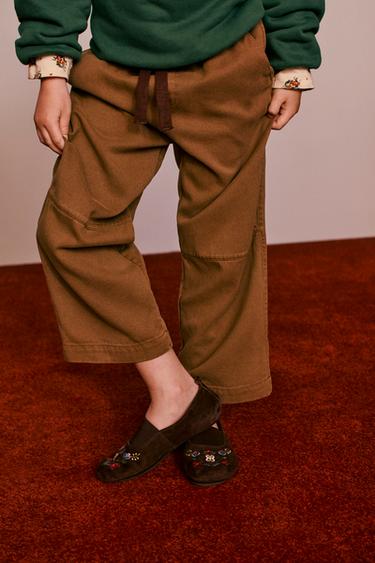 Gerade geschnittene Hose Created by Caramel London x Zara - Braun von Zara