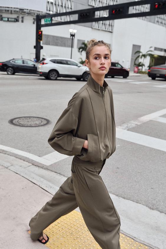 Zara — HIGH COLLAR BOMBER JACKET