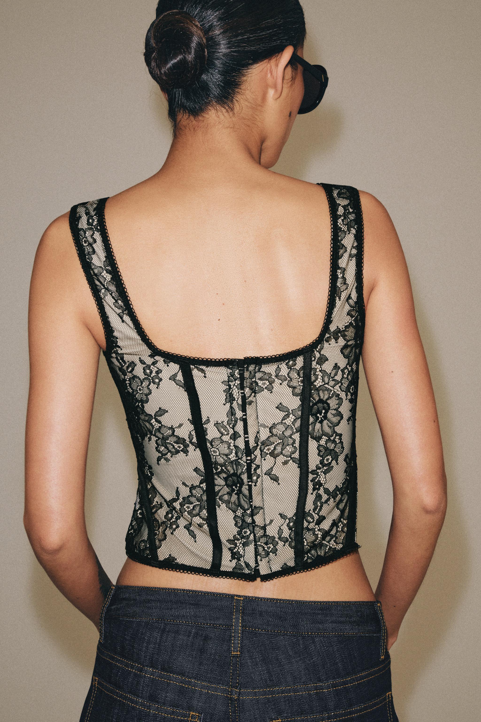100% POLYAMIDE LACE CORSET