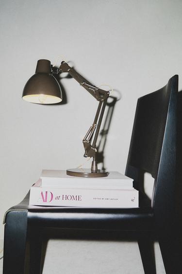 IRON DESK LAMP - Brown by Zara