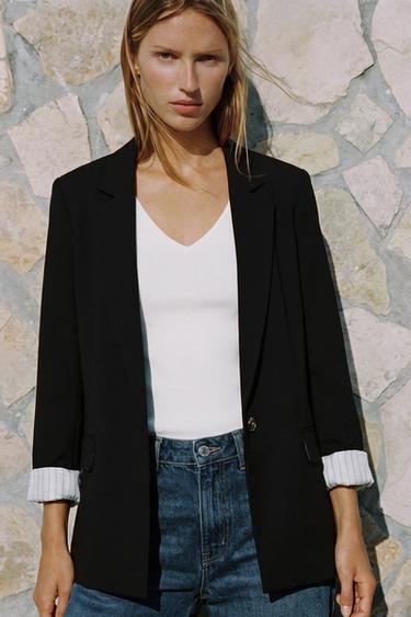 BLAZER HOMBRERAS PUÑO ESTAMPADO - Negro de Zara
