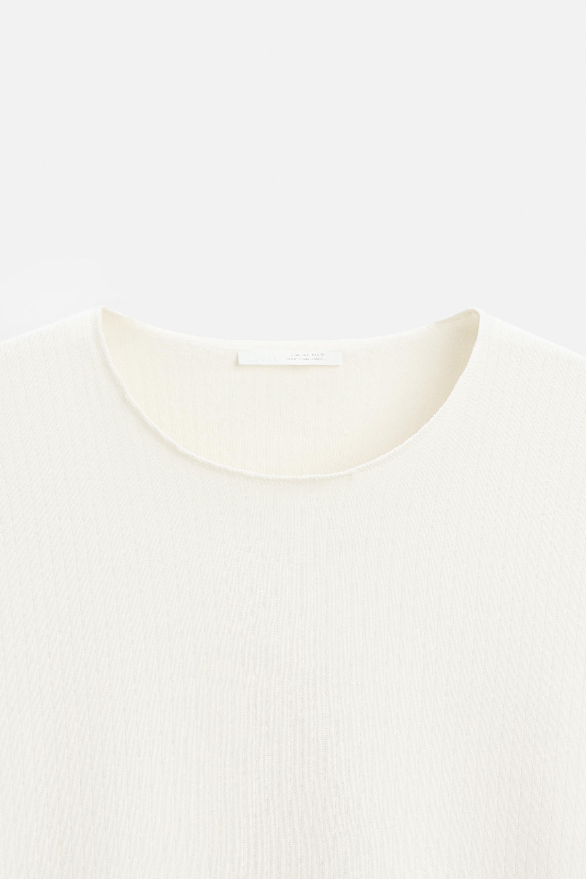 T-SHIRT À TEXTURE CÔTELÉE