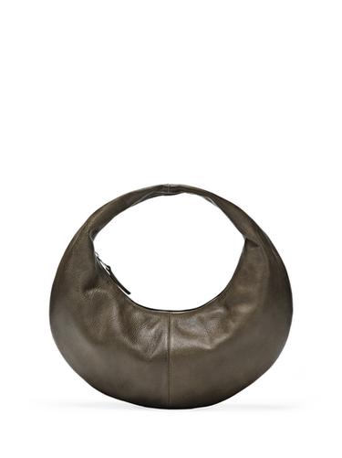 Bolso medium media luna piel napa - Khaki de Zara