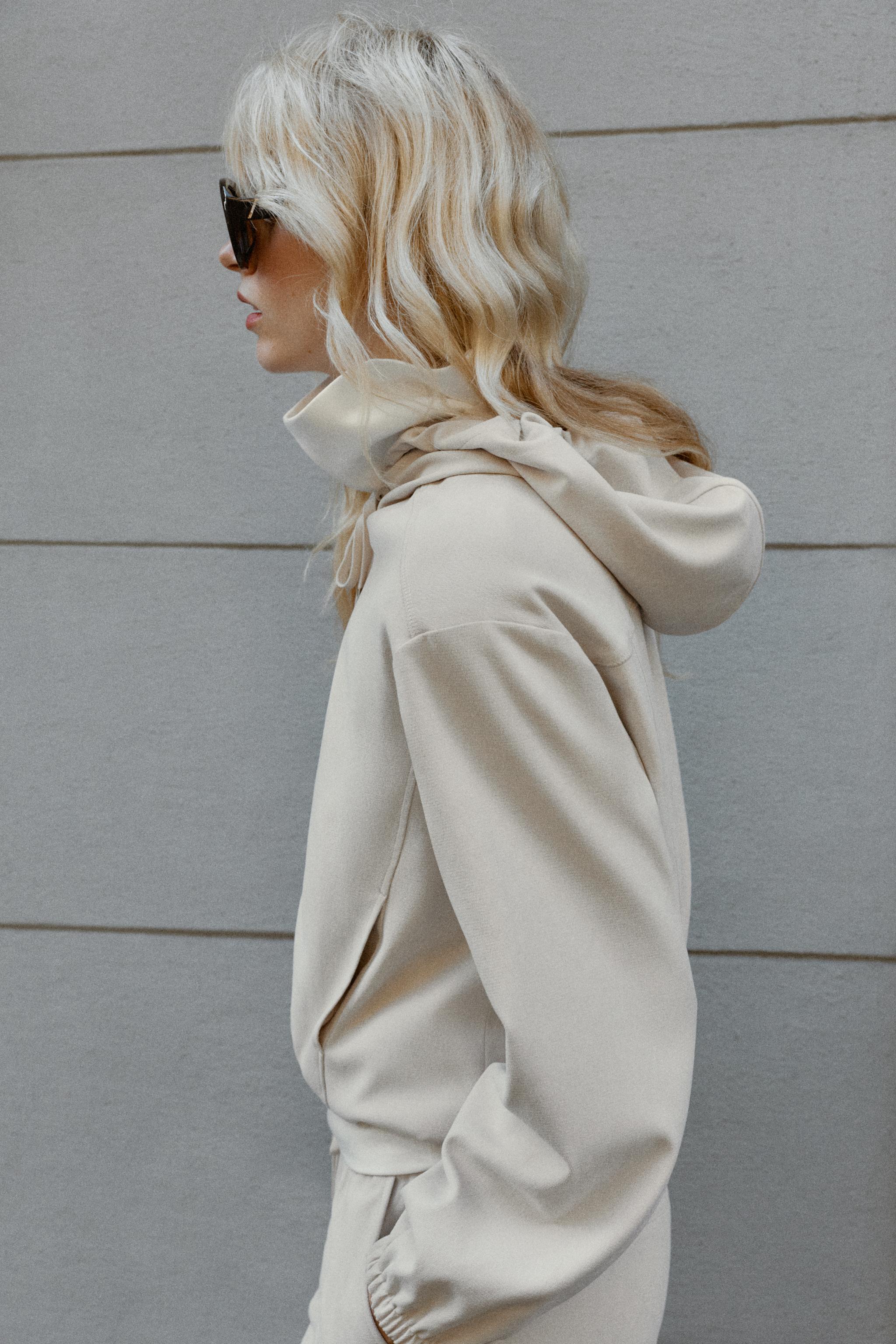 HOODED BOMBER JACKET