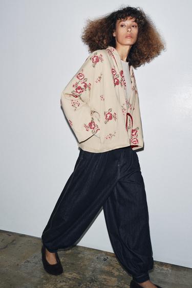 VESTE REMBOURRÉE BRODERIES FLEURS - Beige de Zara