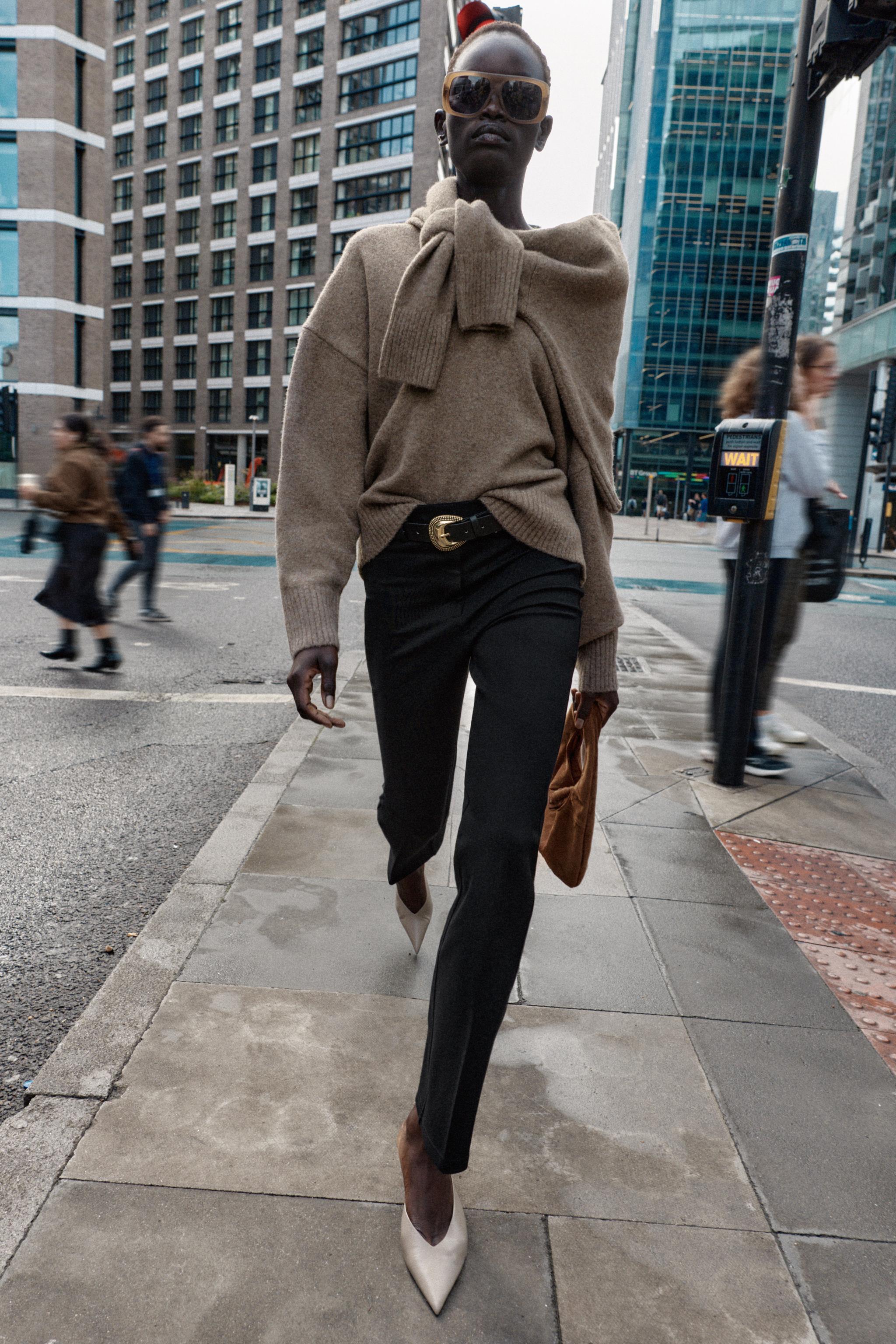 ベルト付きFLAREレギンス - ブラック | ZARA Japan / 日本