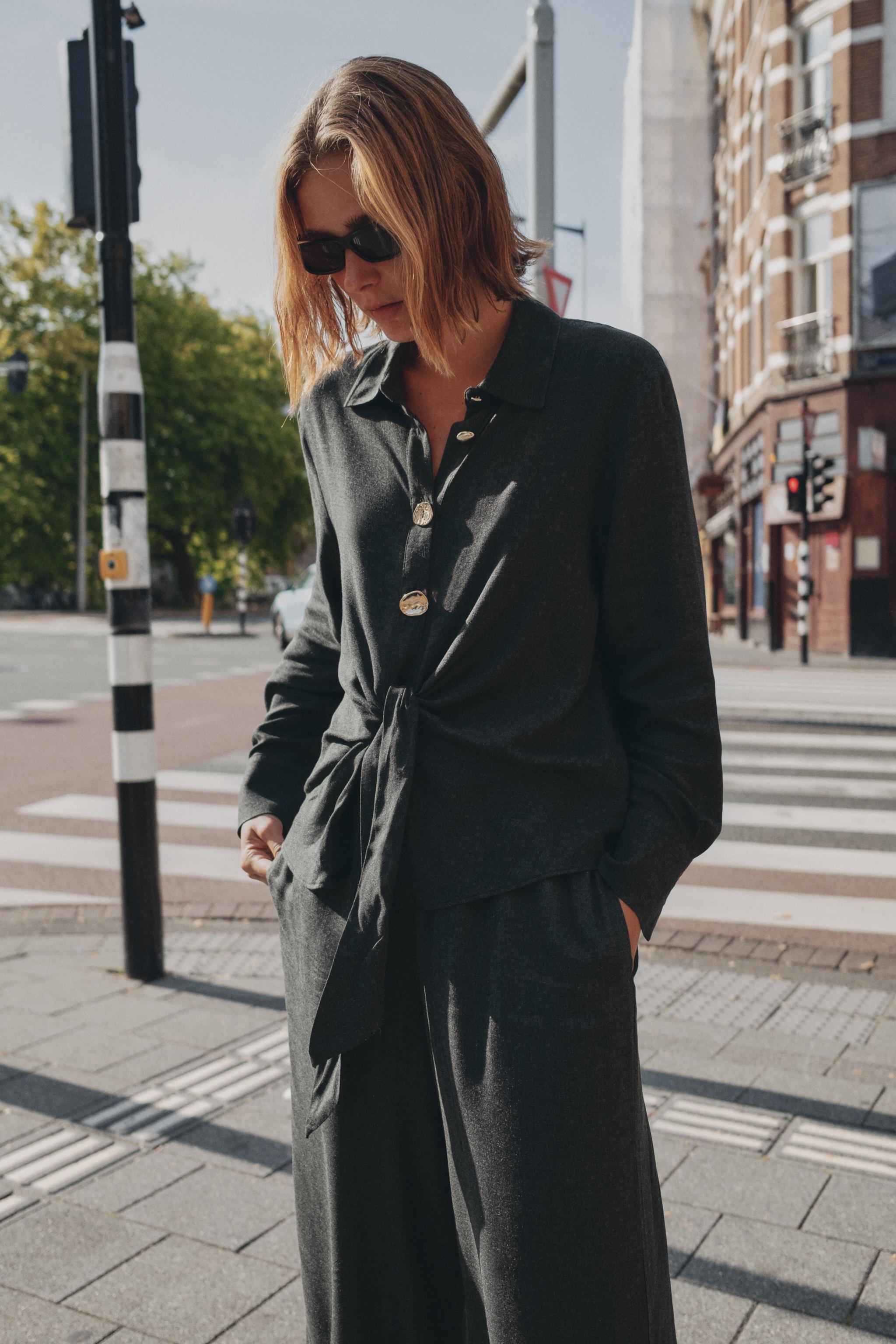 ZARA セットアップ 美品 ZARA ベージュ セットアップ サイズ46 M 相当 ストレッチ