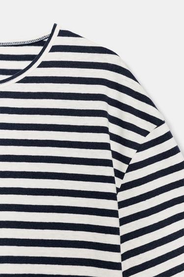 T-SHIRT RAYURES MANCHES COURTES - Écru / Bleu marine de Zara - Image 5