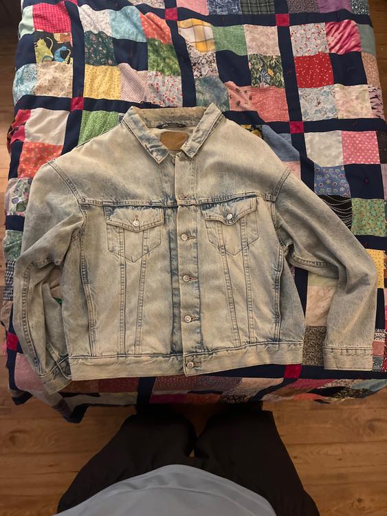RIPPED DENIM JACKET - Image 3
