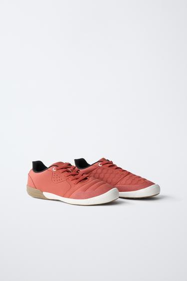 SOCCER SNEAKERS — Red 2