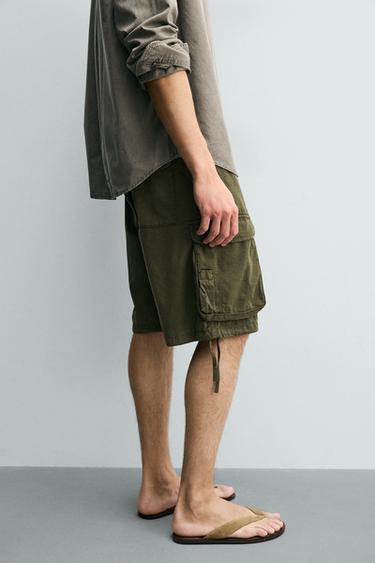 RELAXED FIT TEXTURED CARGO BERMUDA SHORTS - Khaki by Zara - Image 4