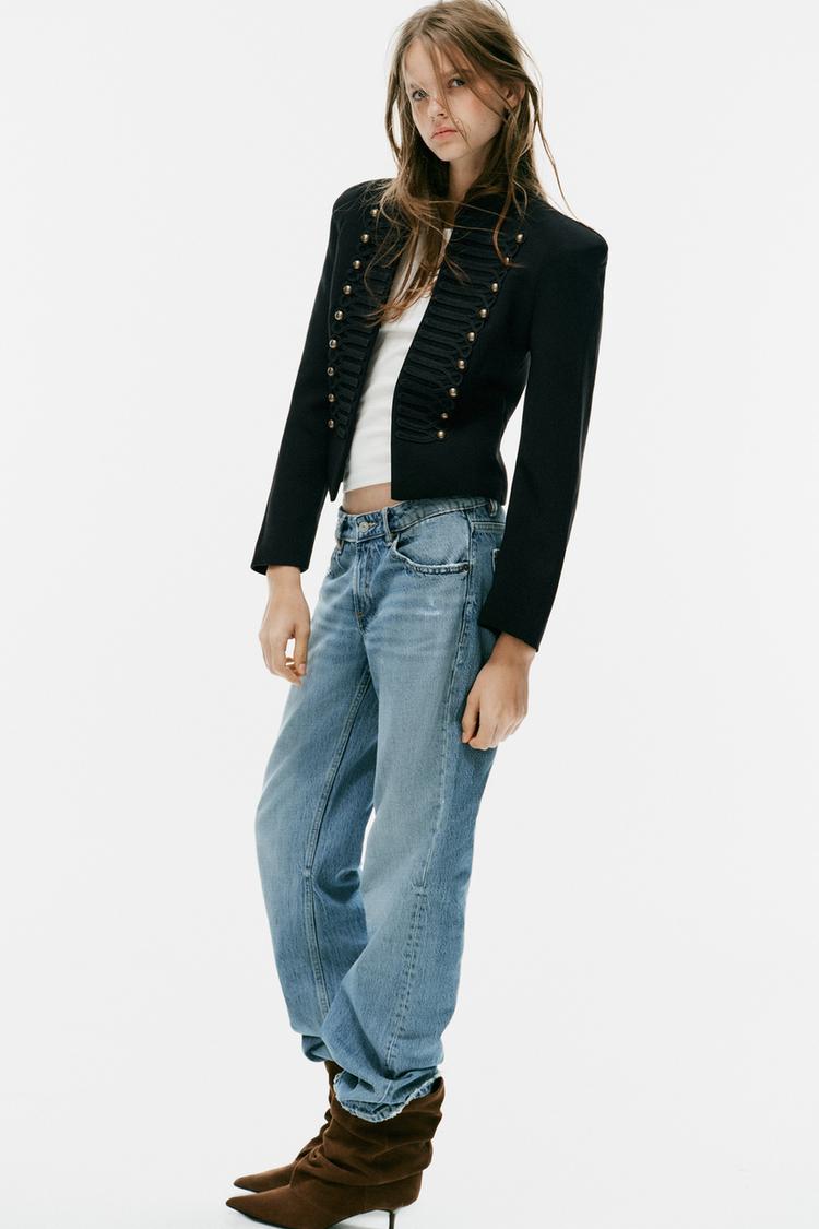 Blazer entallado con hombreras 3