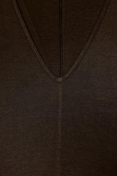 ROBE LONGUE DÉCOLLETÉ EN V - Marron de Zara - Image 7