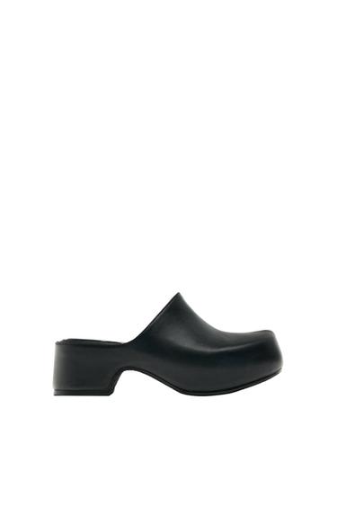 HEELED CLOGS