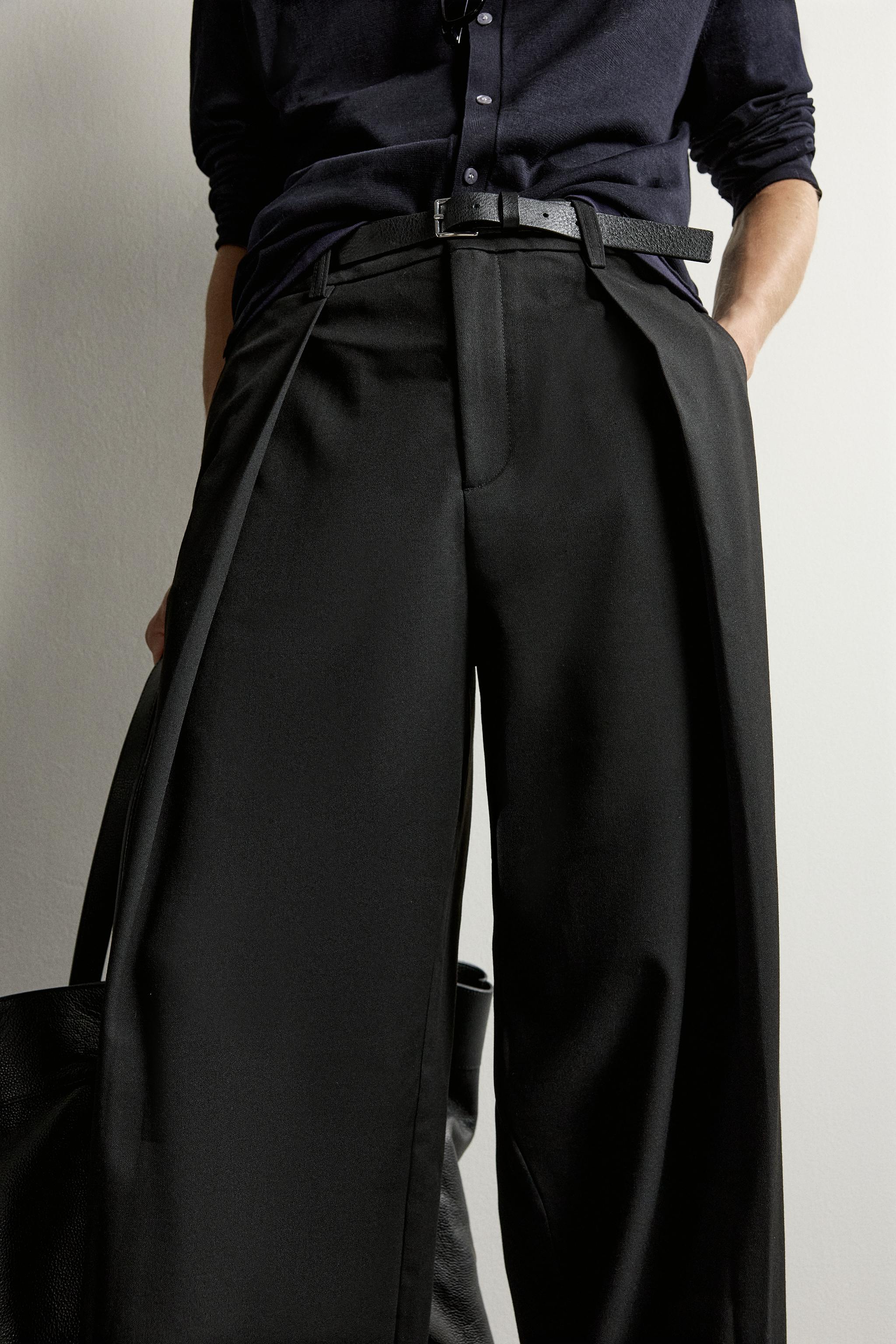 PLEATED RELAXED-FIT PANTS