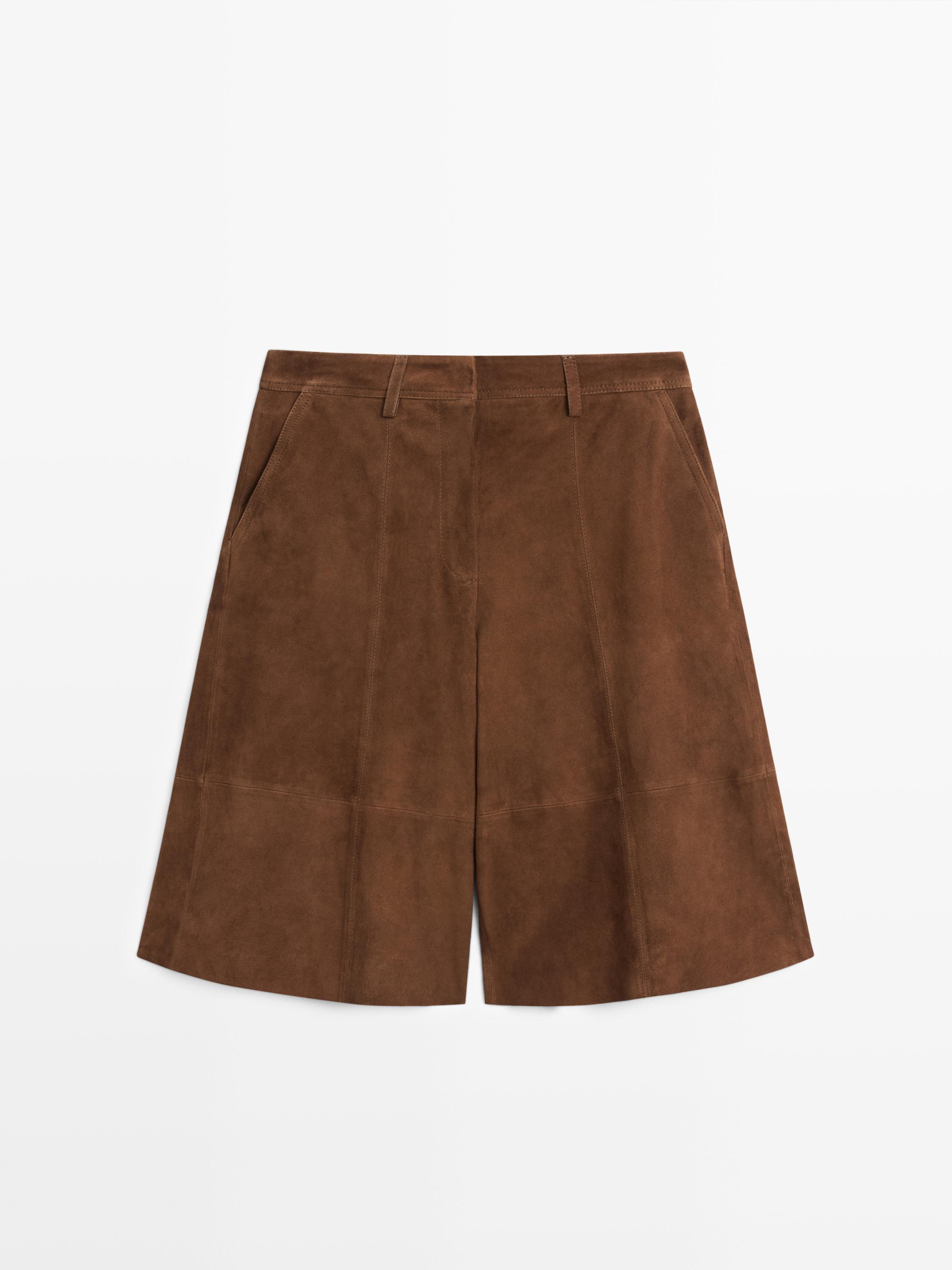 Bermuda long en cuir finition daim