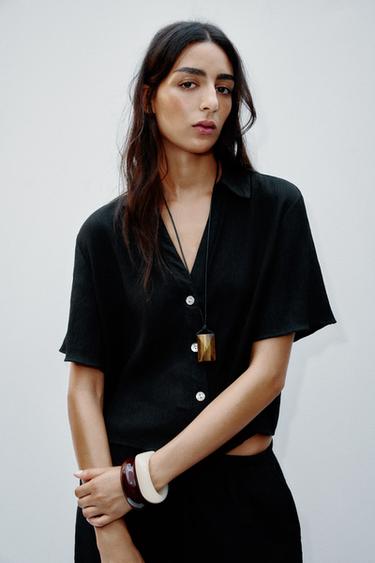 CAMISA MANGA CURTA - Negro de Zara