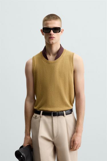 KNITTED WAISTCOAT - Yellow by Zara