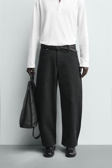 WIDE-LEG JEANS - Black by Zara