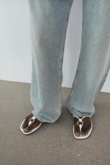 FLAT SANDALS WITH EMBELLISHMENT - White by Zara