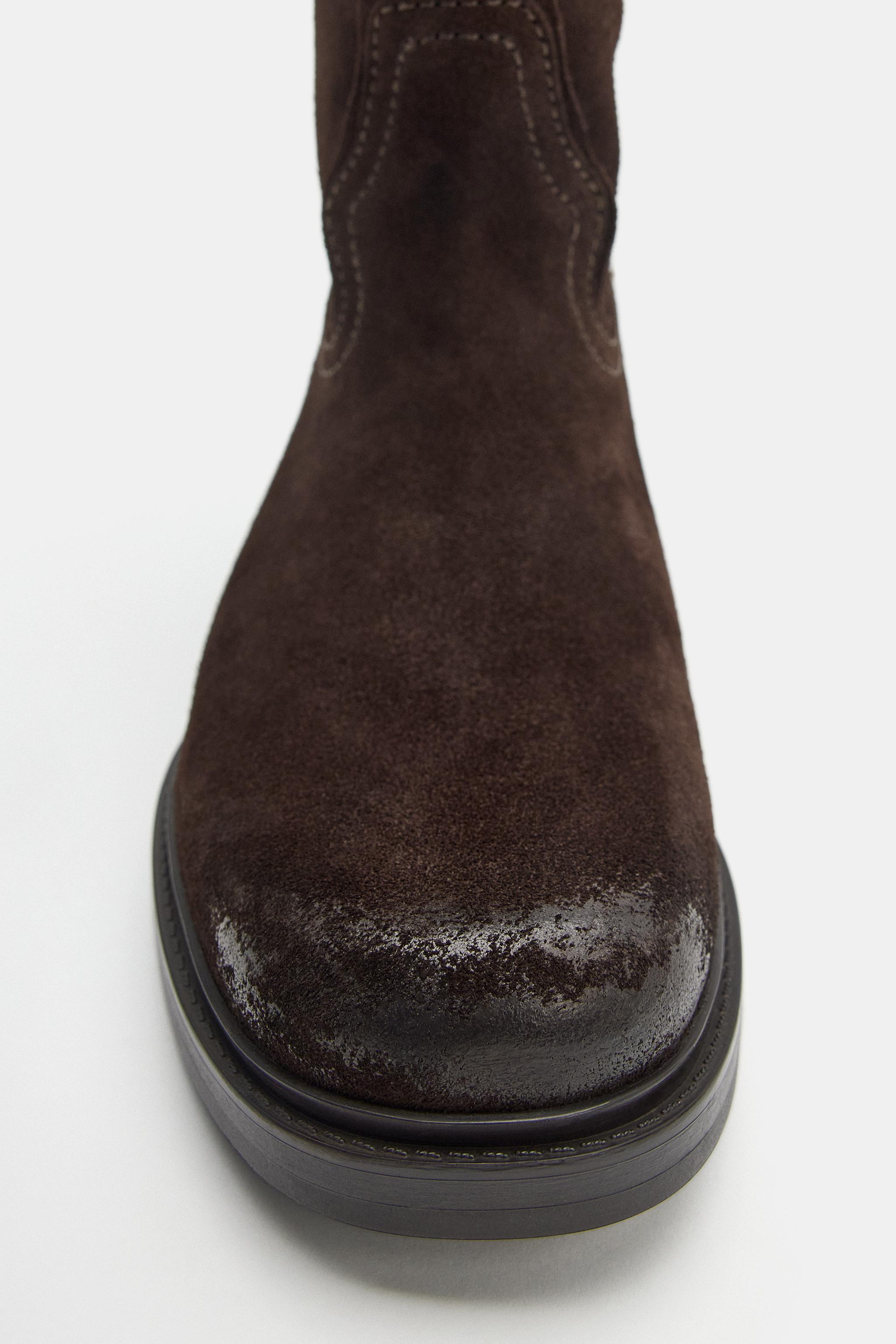 BOTTINES EN CROÛTE DE CUIR