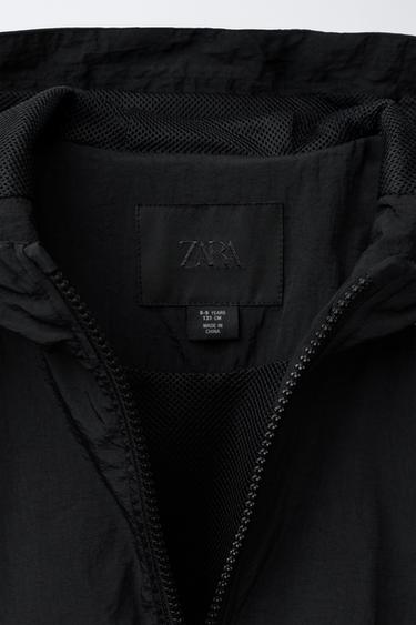 ULTRALIGHT CONTRAST RAINCOAT - Black by Zara - Image 2