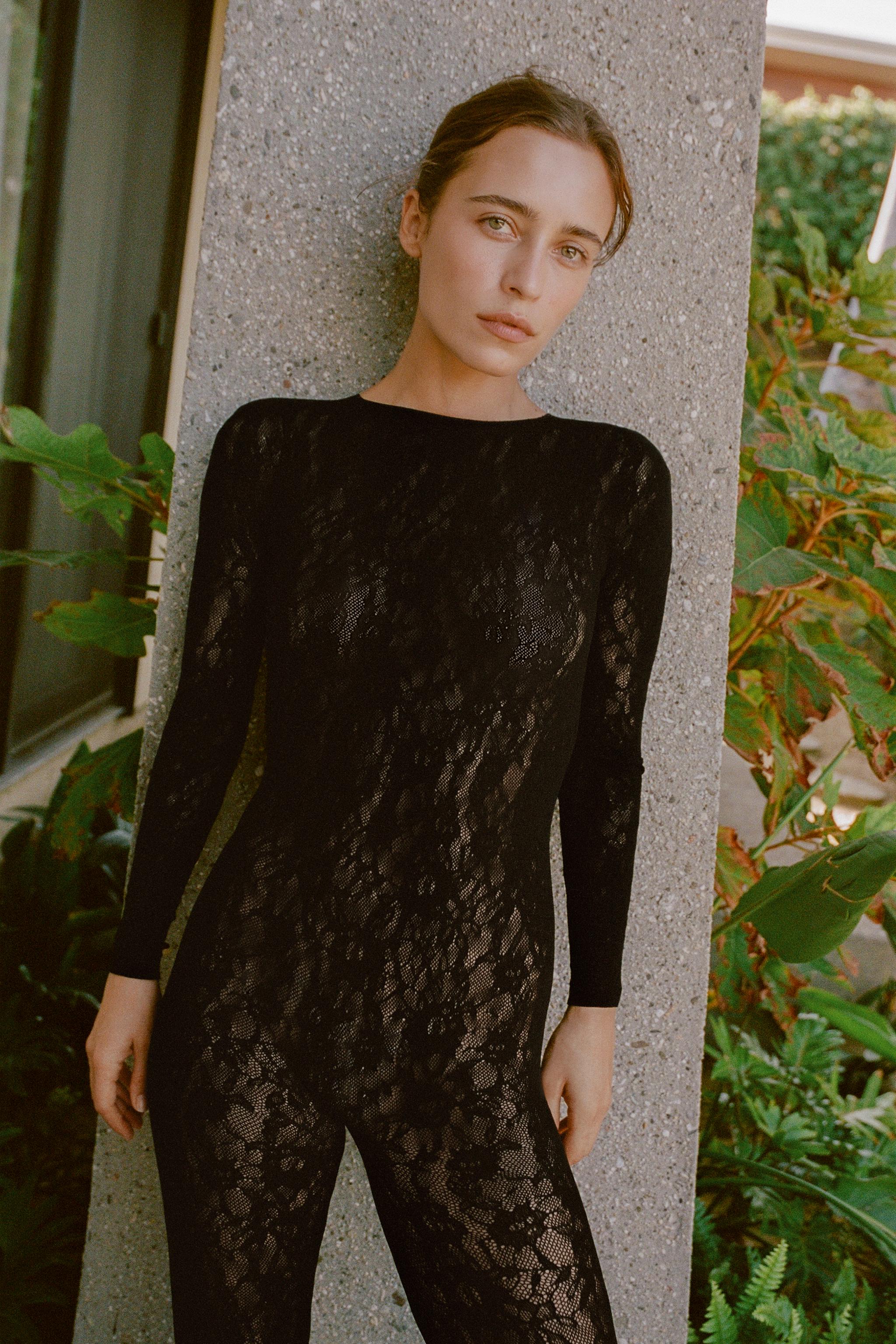 Женские комбинезоны Zara SEAMLESS LACE LONG JUMPSUIT — фото 2