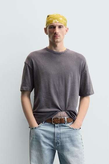 ТОП С НЕОБРАБОТАННЫМИ КРАЯМИ — СЕРО-КОРИЧНЕВЫЙ от Zara