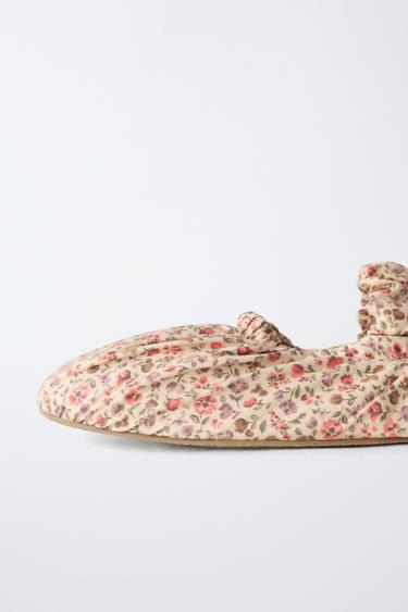 CHAUSSONS À FLEURS - Rose de Zara - Image 5