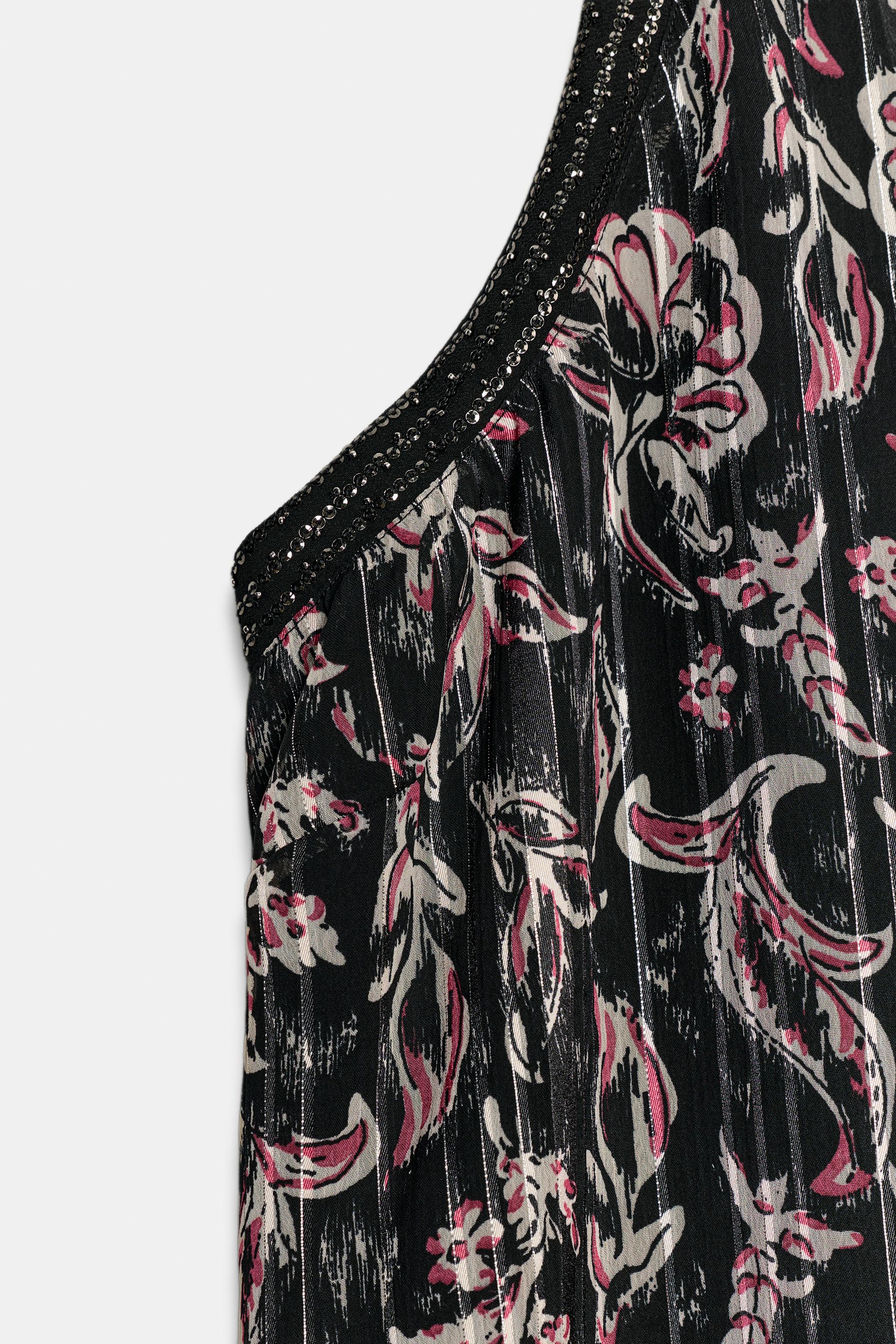 METALLIC THREAD SEQUIN PRINT HALTER TOP