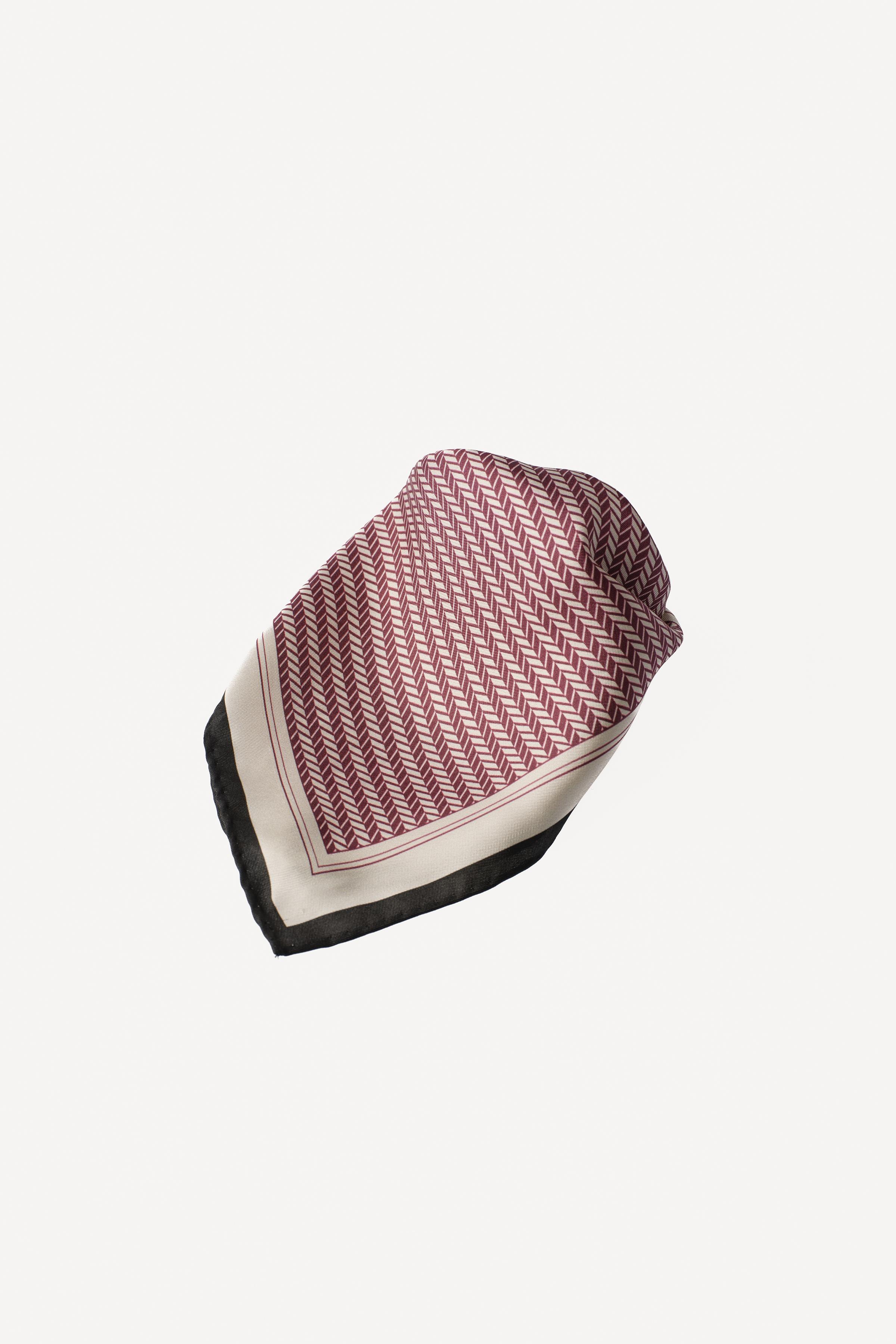 100% SILK SCARF WILLY CHAVARRIA X ZARA