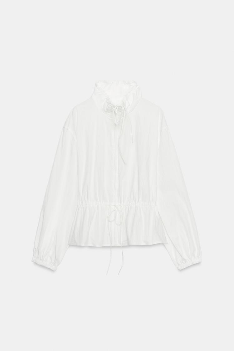 Chaqueta de cuello alto con cordón 2