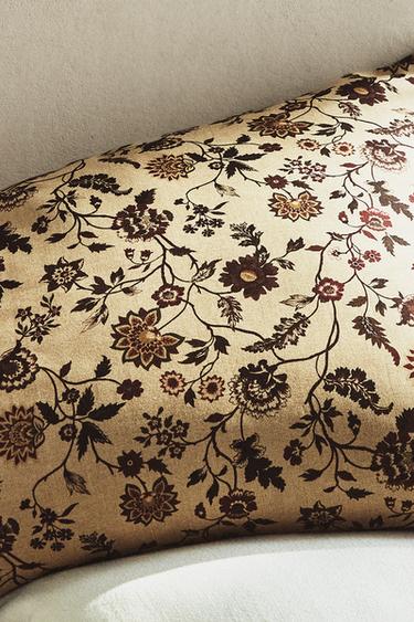 FLORAL PRINT SATEEN PILLOWCASE - Beige by Zara - Image 5