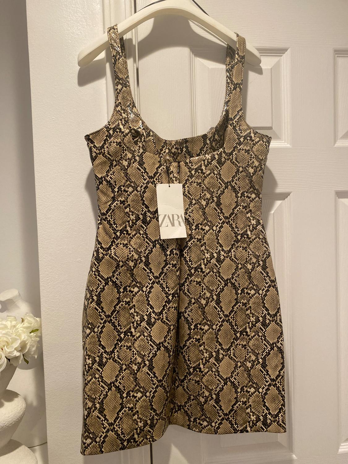 FAUX LEATHER SNAKESKIN PRINT DRESS - Image 4