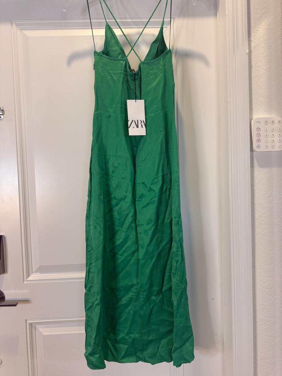VESTIDO LENCERO NUDO - Image 3