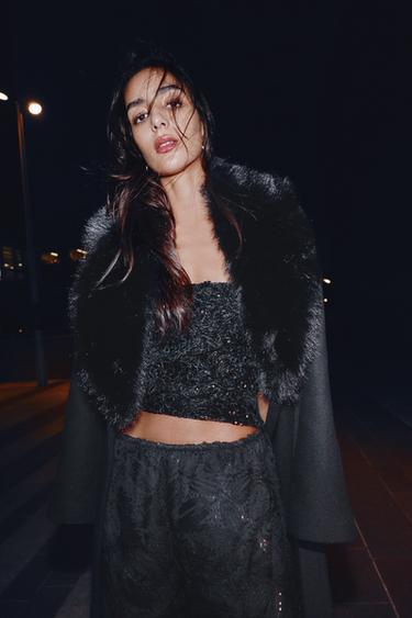 TOP TERCIOPELO LENTEJUELAS - Negro de Zara - Imagen 0