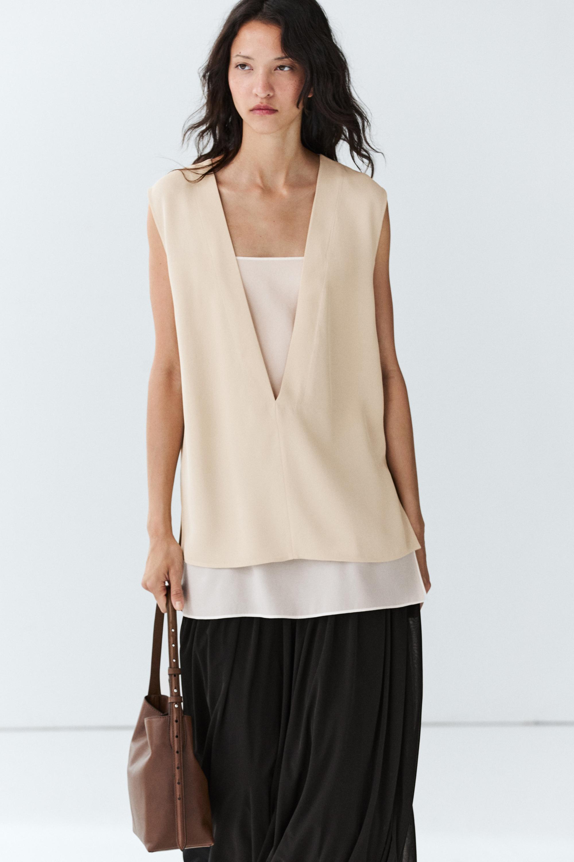 Flowing double-layer top with contrast detail — Ecru