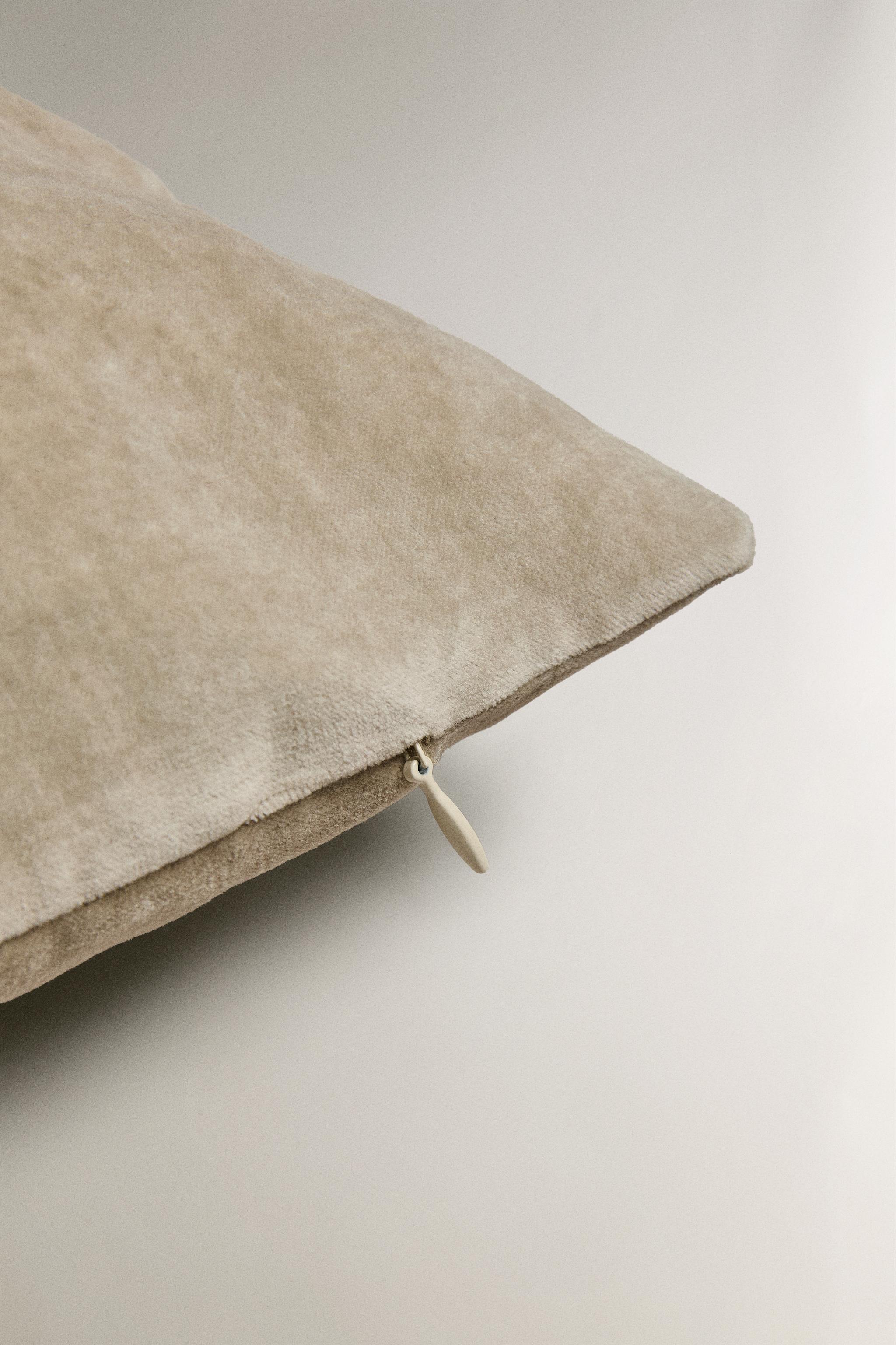 HOUSSE DE COUSSIN EN VELOURS DÉLAVÉ