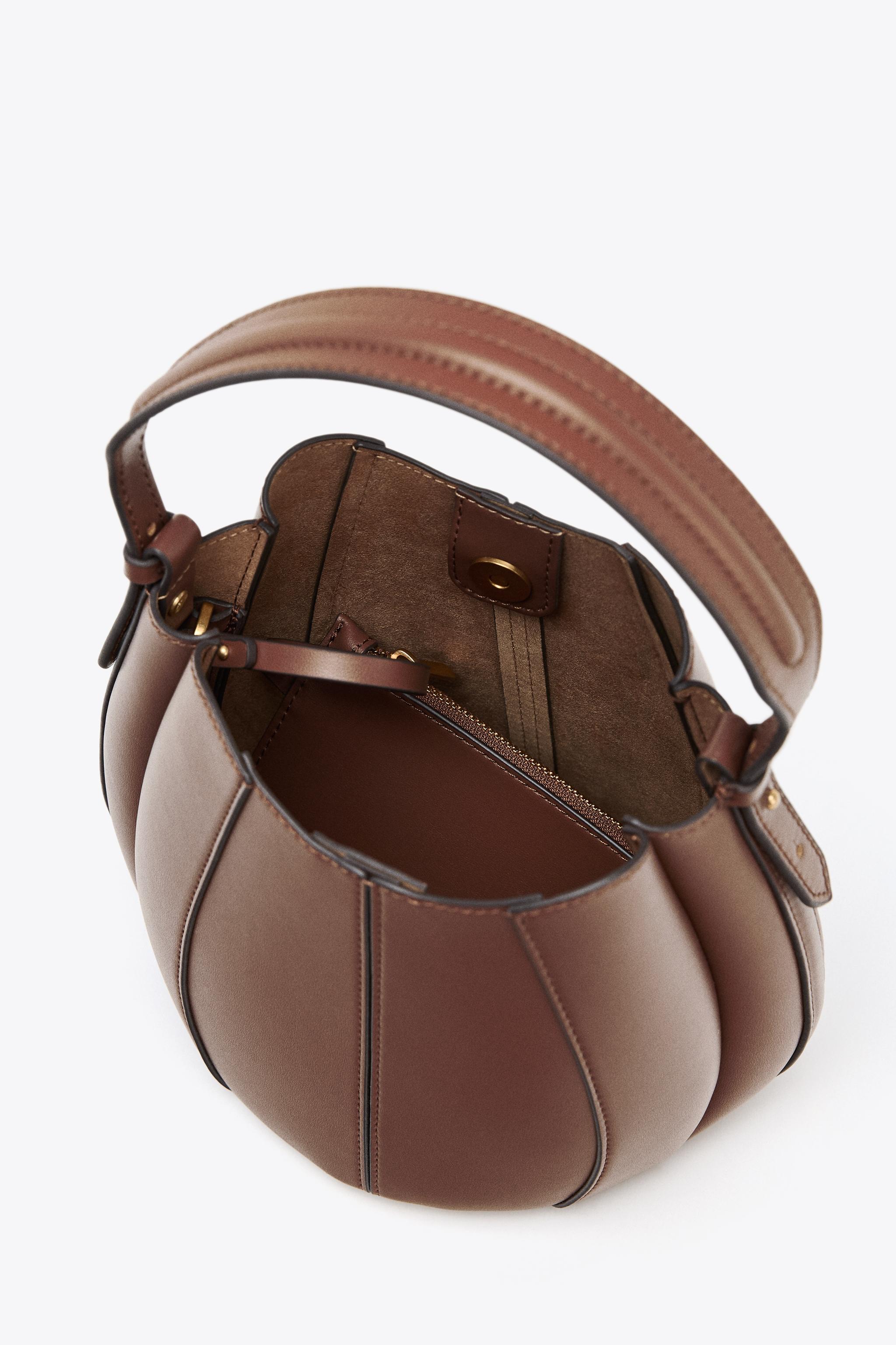【ZARA】光沢のあるバケットバッグ ボルドー | 6021/510/624 ZARA】光沢のあるバケットバッグ ボルドー | 6021/510/624 (ZARA