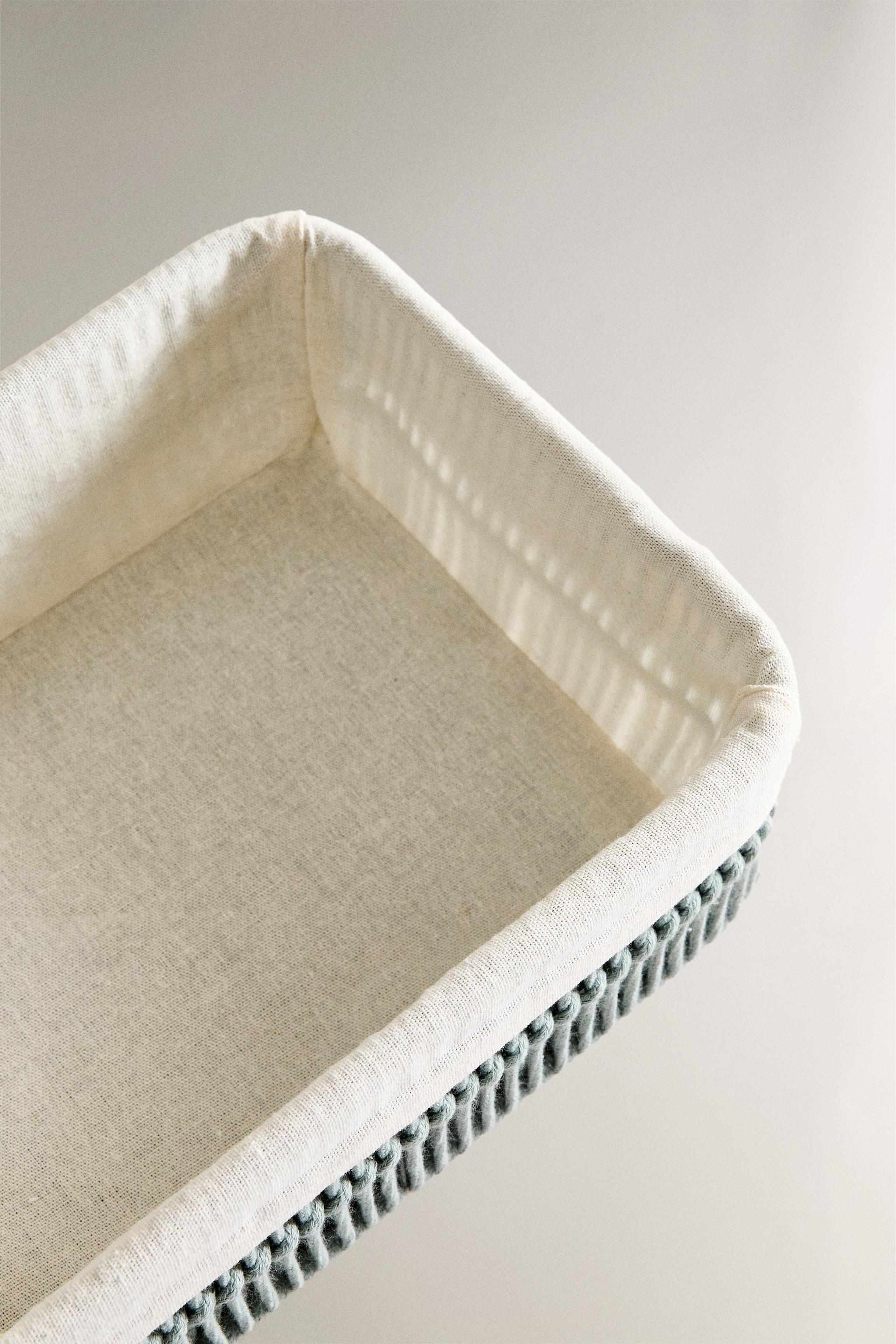 RECTANGULAR BASKET WITH FABRIC LINING