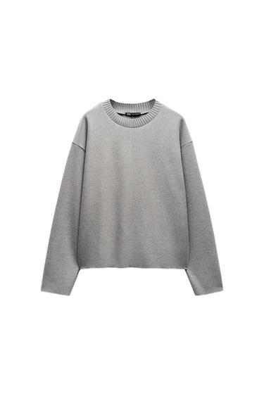 SOFT SWEATER