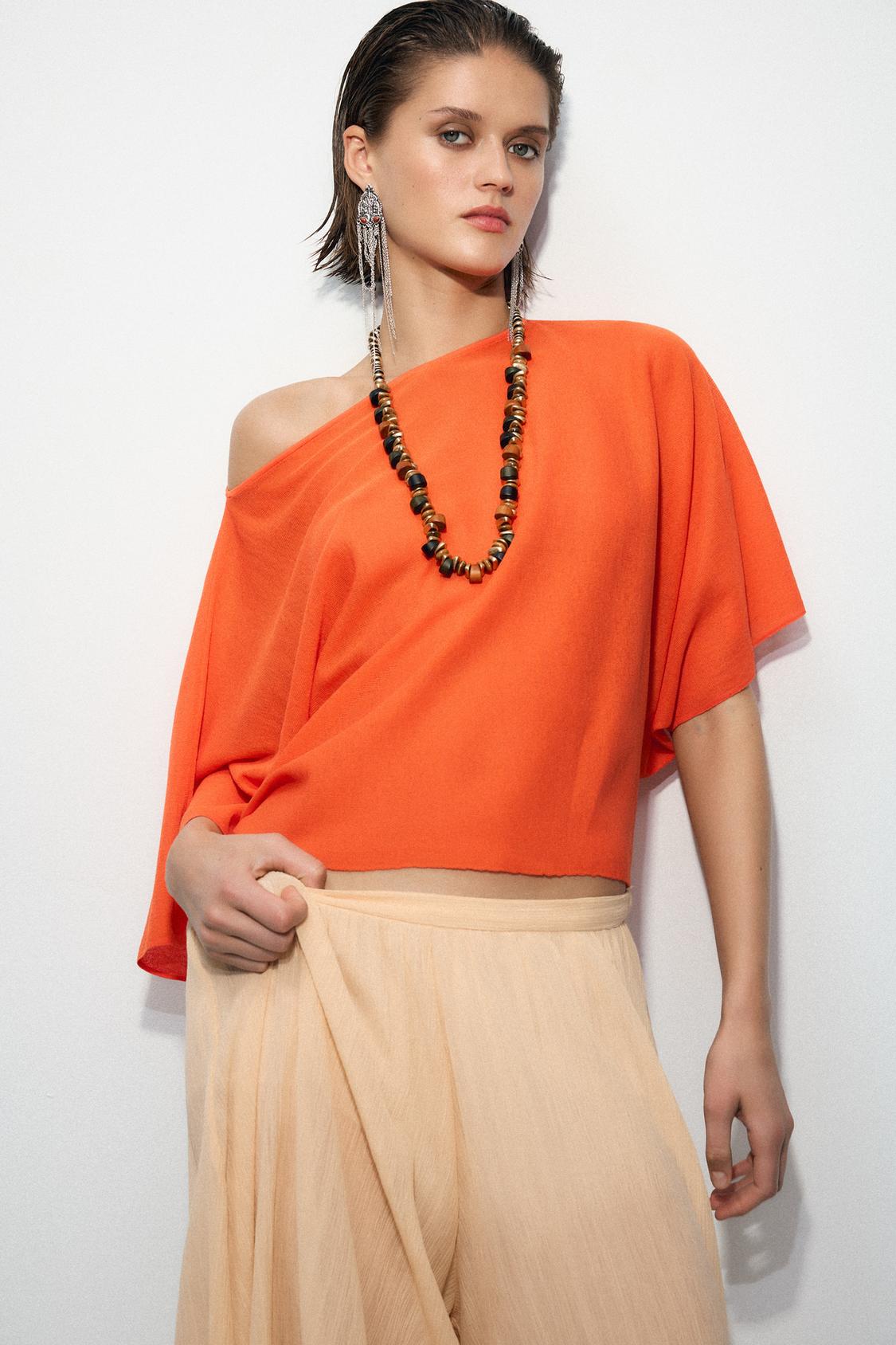 BASIC KNIT LAYER TOP