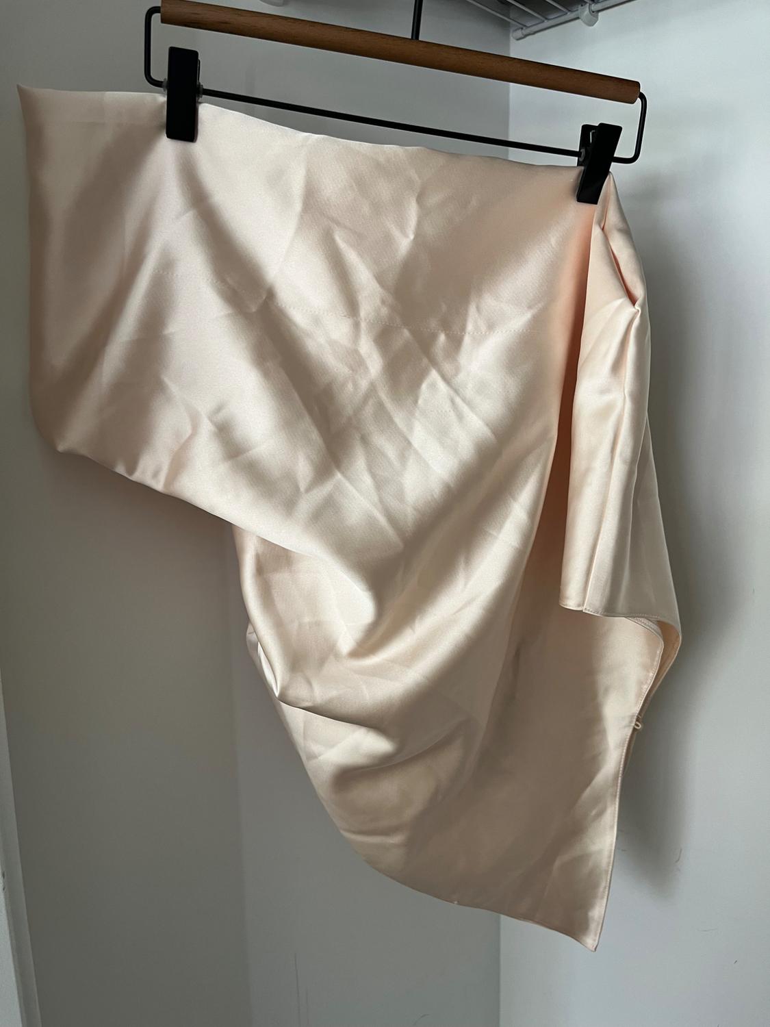 ASYMMETRICAL SATIN EFFECT TOP - Image 3