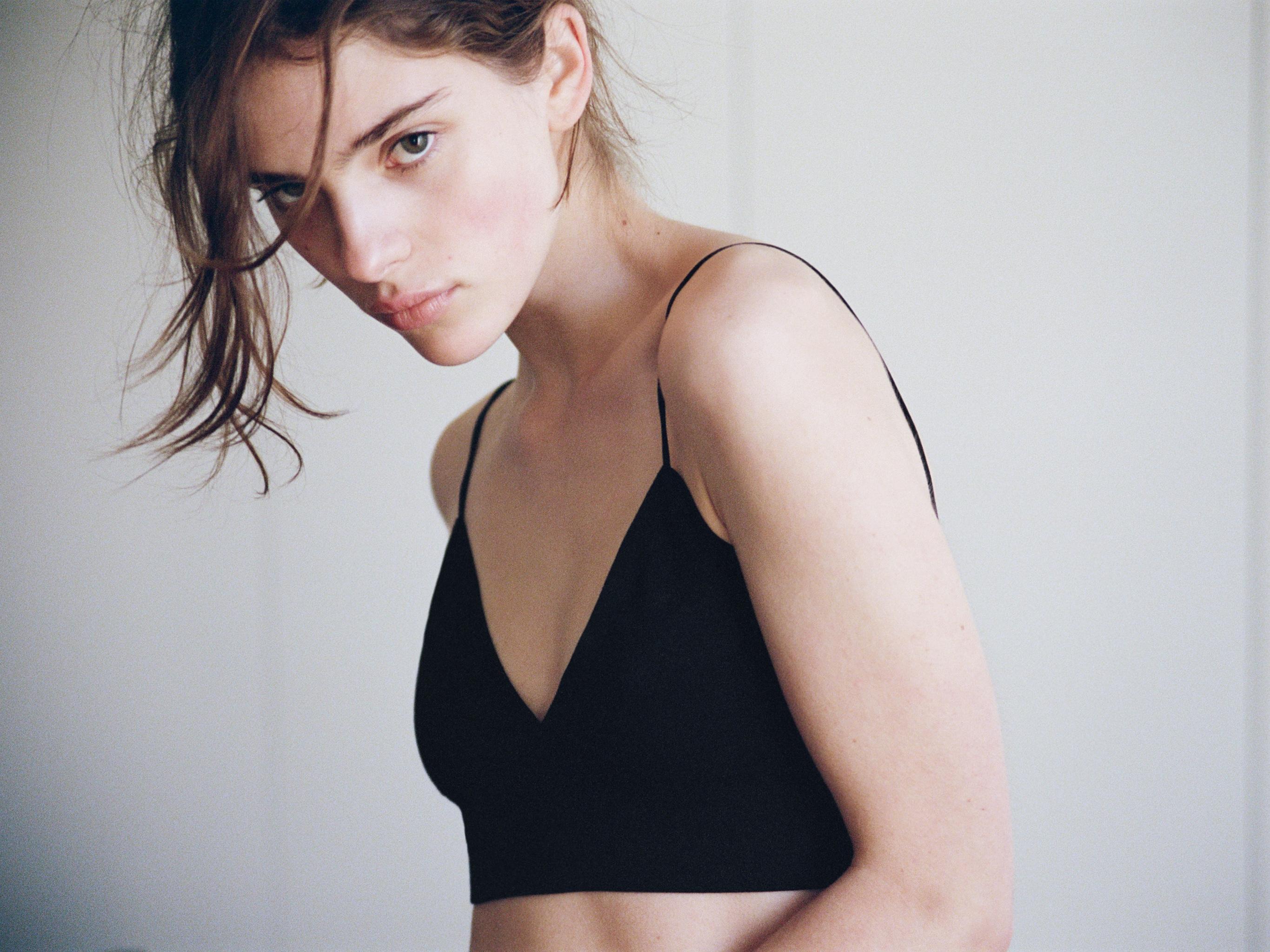 Seamless Triangle Bralette by Zara