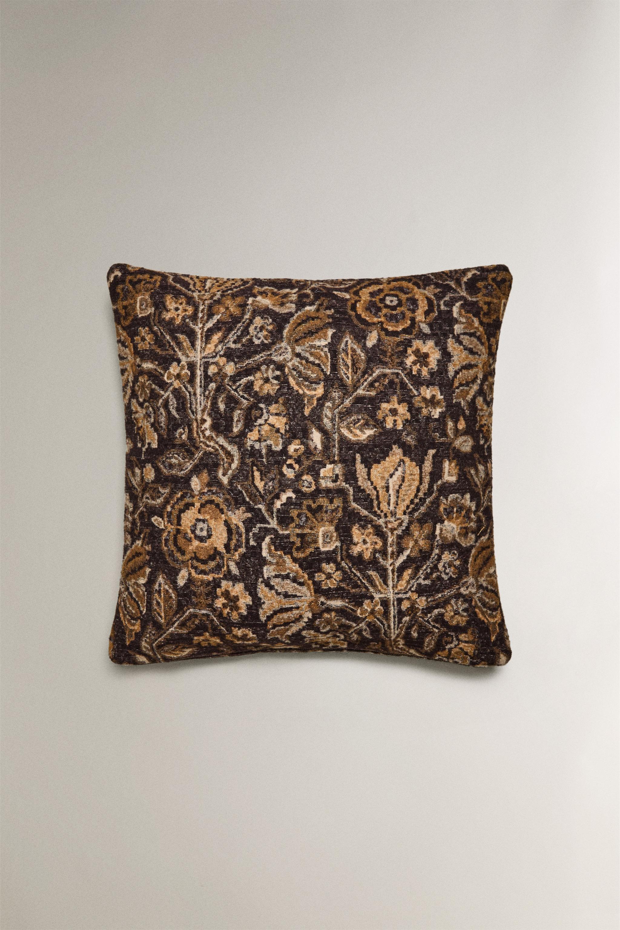 FLORAL WOOL THROW PILLOW COVER